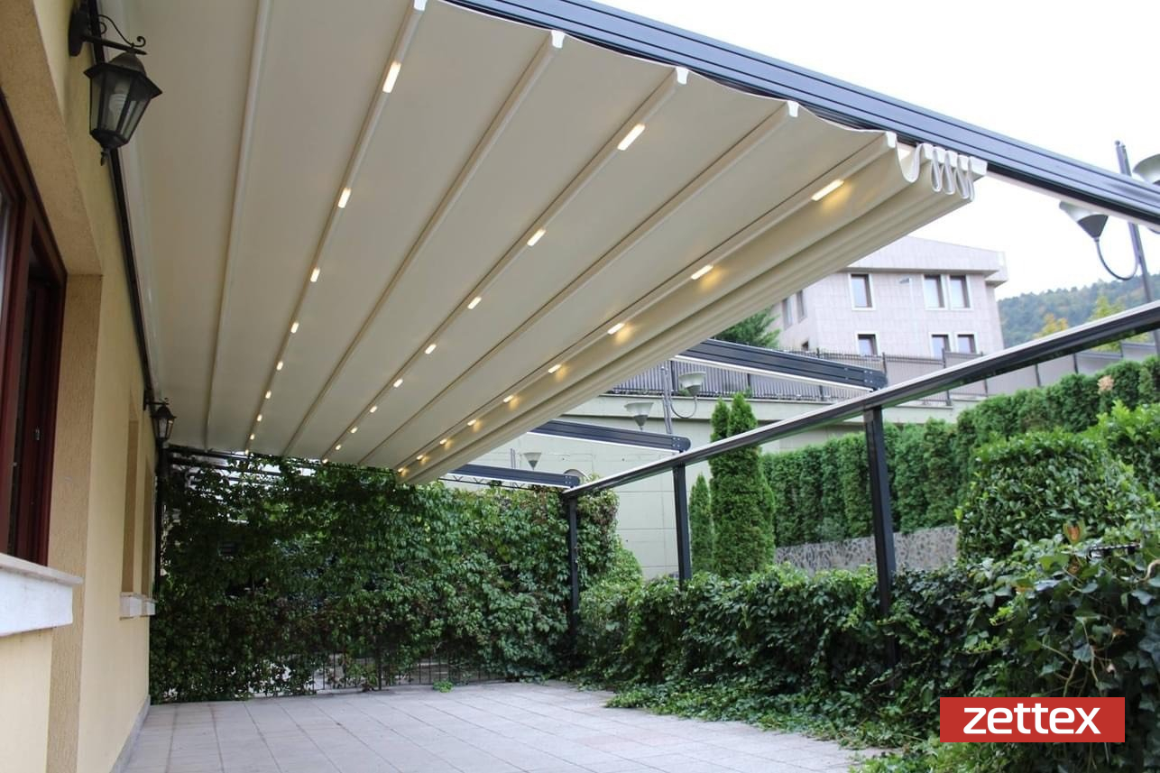 Mái xếp Zettex khung nhôm hợp kim sau khi lắp đặt tại công trình